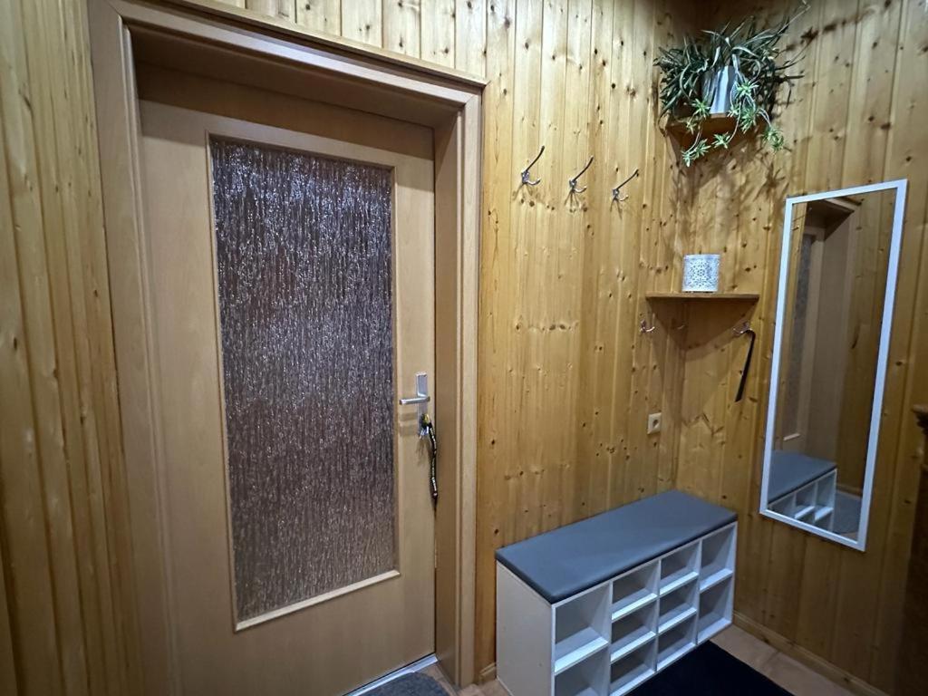 Christels Ferienwohnung 2 In Thale Mit Ueberdachter Terrasse, Kueche Mit Tv & Geschirrspueler Extérieur photo
